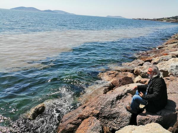Kartal sahilinde görülen deniz salyası endişe yarattı - Resim : 1