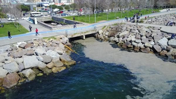 Kartal sahilinde görülen deniz salyası endişe yarattı - Resim : 2