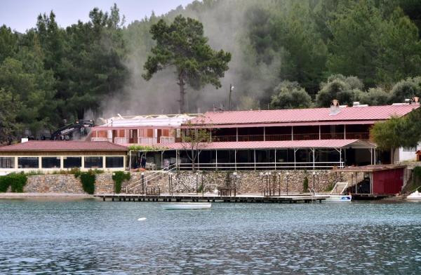 Akbük Koyu'nda gergin yıkım - Resim : 6