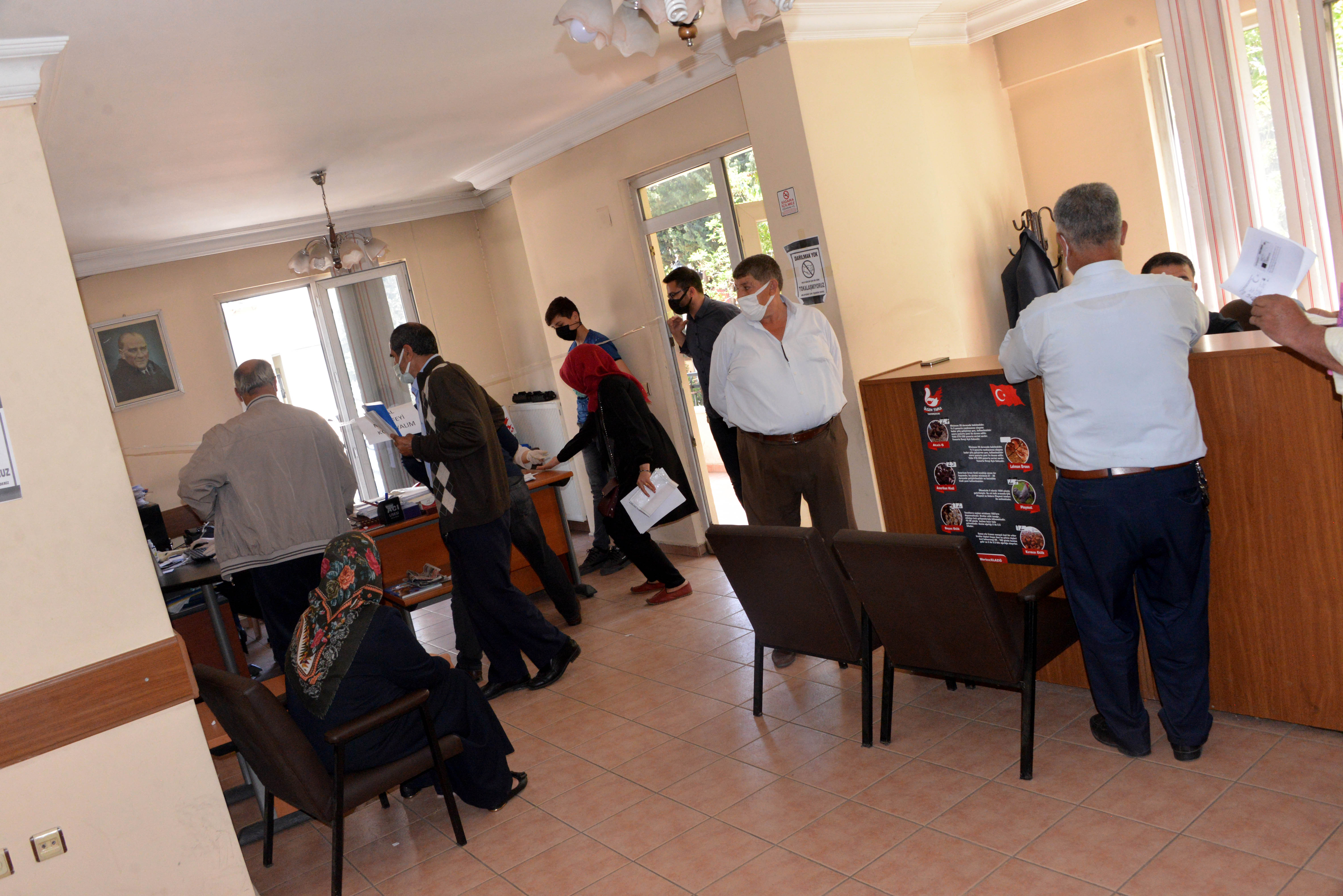 Kahramanmaraş'ta 17 gün tam kapanma olunca çiftçilerin dramı da böyle oldu - Resim : 10