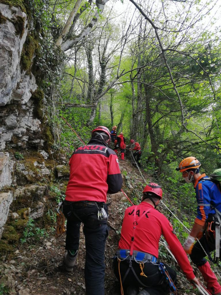 Define ararken canından oldu - Resim : 3