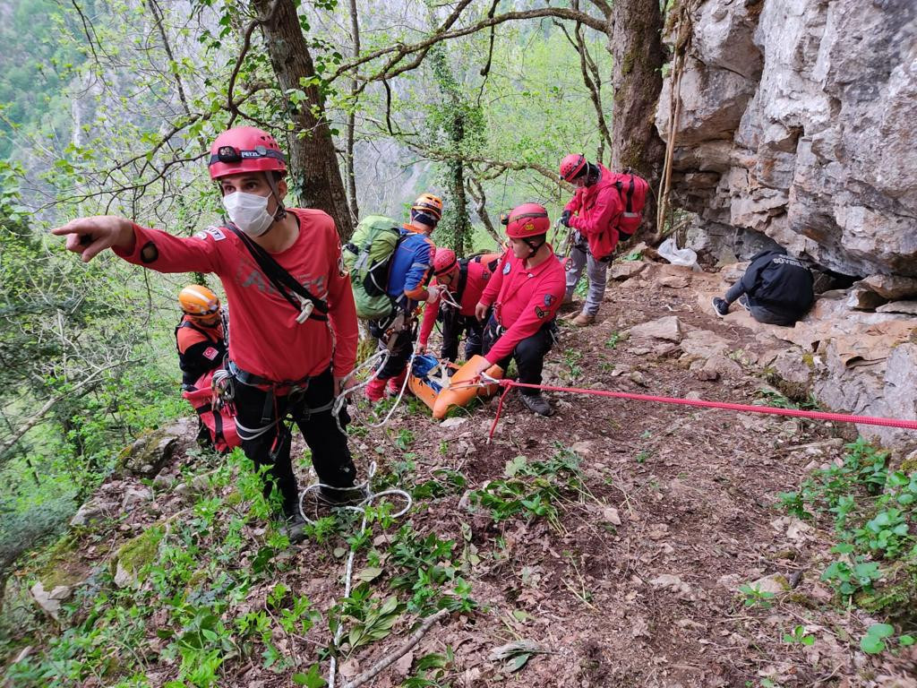 Define ararken canından oldu - Resim : 4