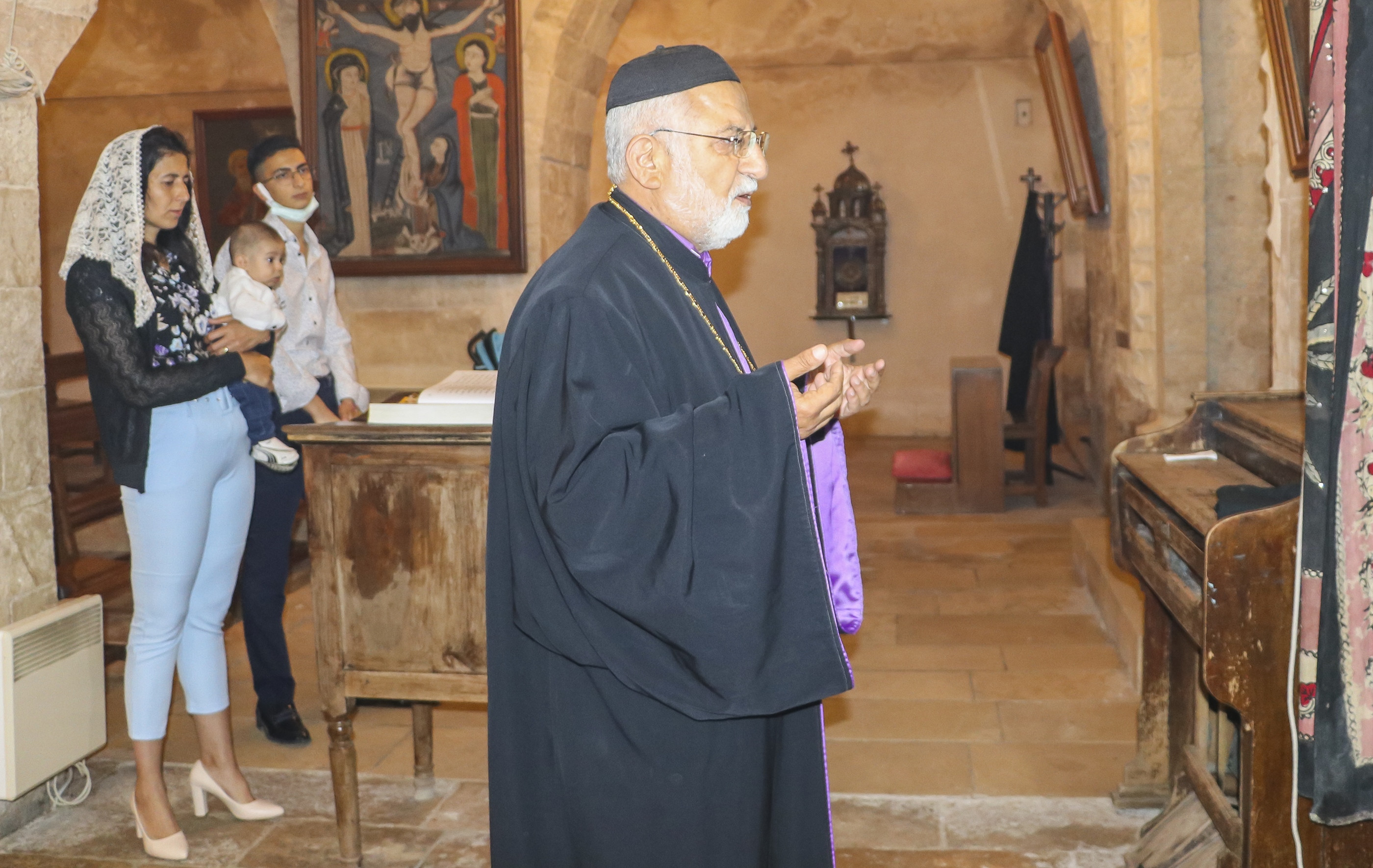 Mardin'de Paskalya Bayramı korona önlemleriyle kutlandı - Resim : 7