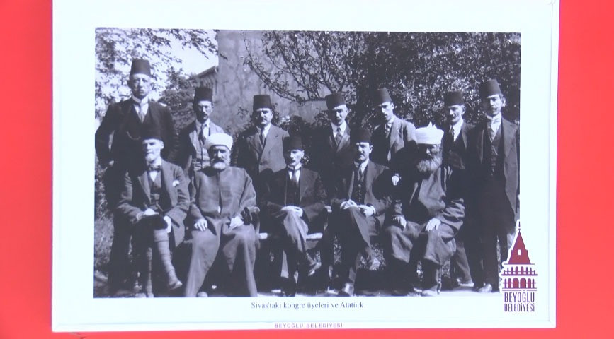 Galata Rıhtımı'nda "16 Mayıs İlk Adım" sergisi - Resim : 2