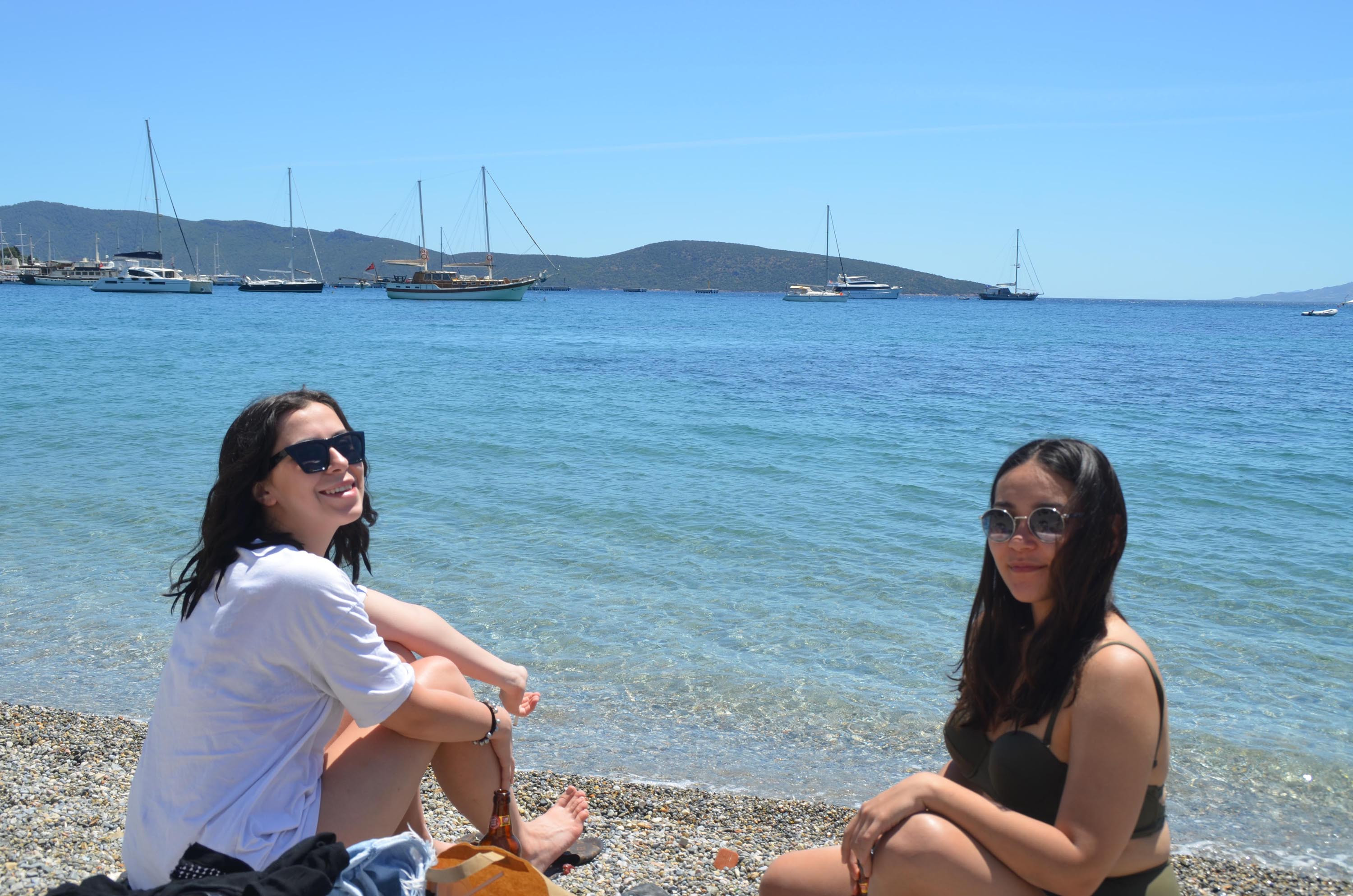 Bodrum'da kıyıları bu sefer Türkler doldurdu. Tam kapanma biter bitmez sahillere akın ettiler - Resim : 9