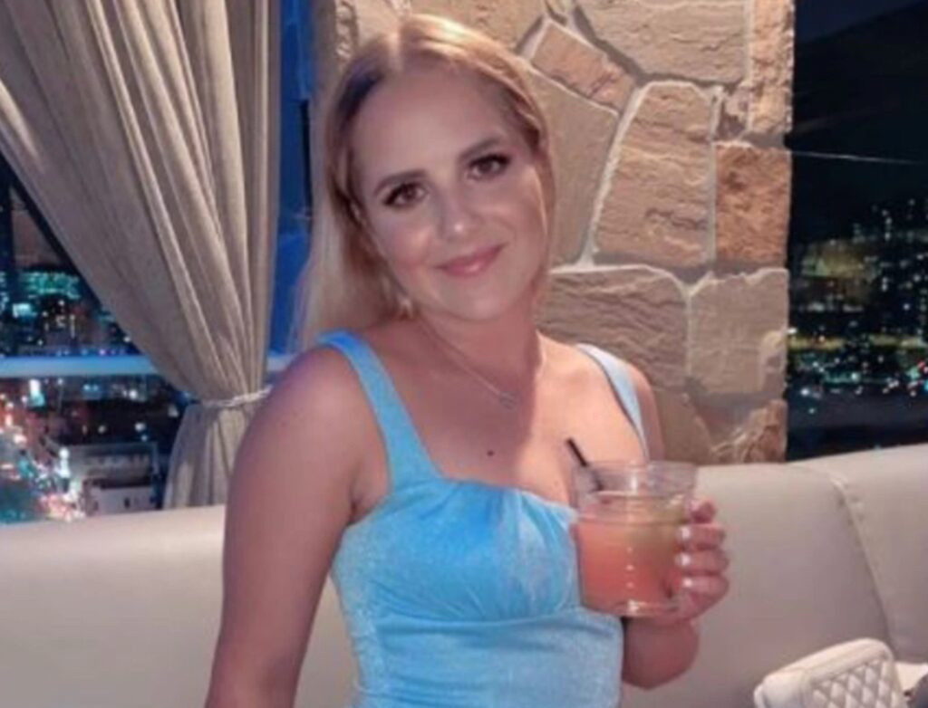 Her şey aşıyı olduktan sonra ortaya çıktı. Dört günde bir kan testi yaptırmak altı ay boyunca antibiyotik kullanmak zorunda - Resim : 3