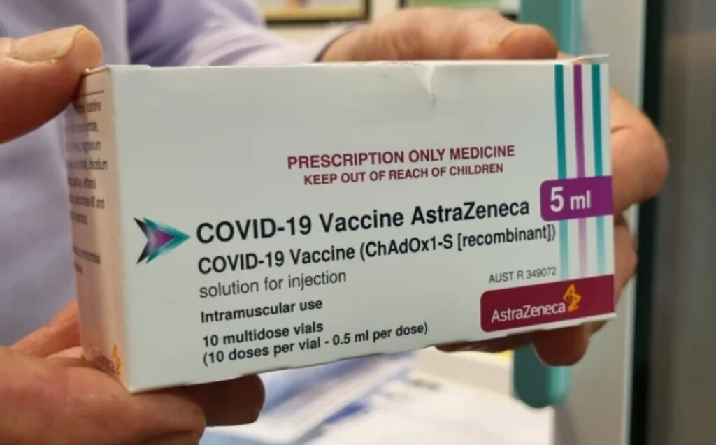 Her şey aşıyı olduktan sonra ortaya çıktı. Dört günde bir kan testi yaptırmak altı ay boyunca antibiyotik kullanmak zorunda - Resim : 1