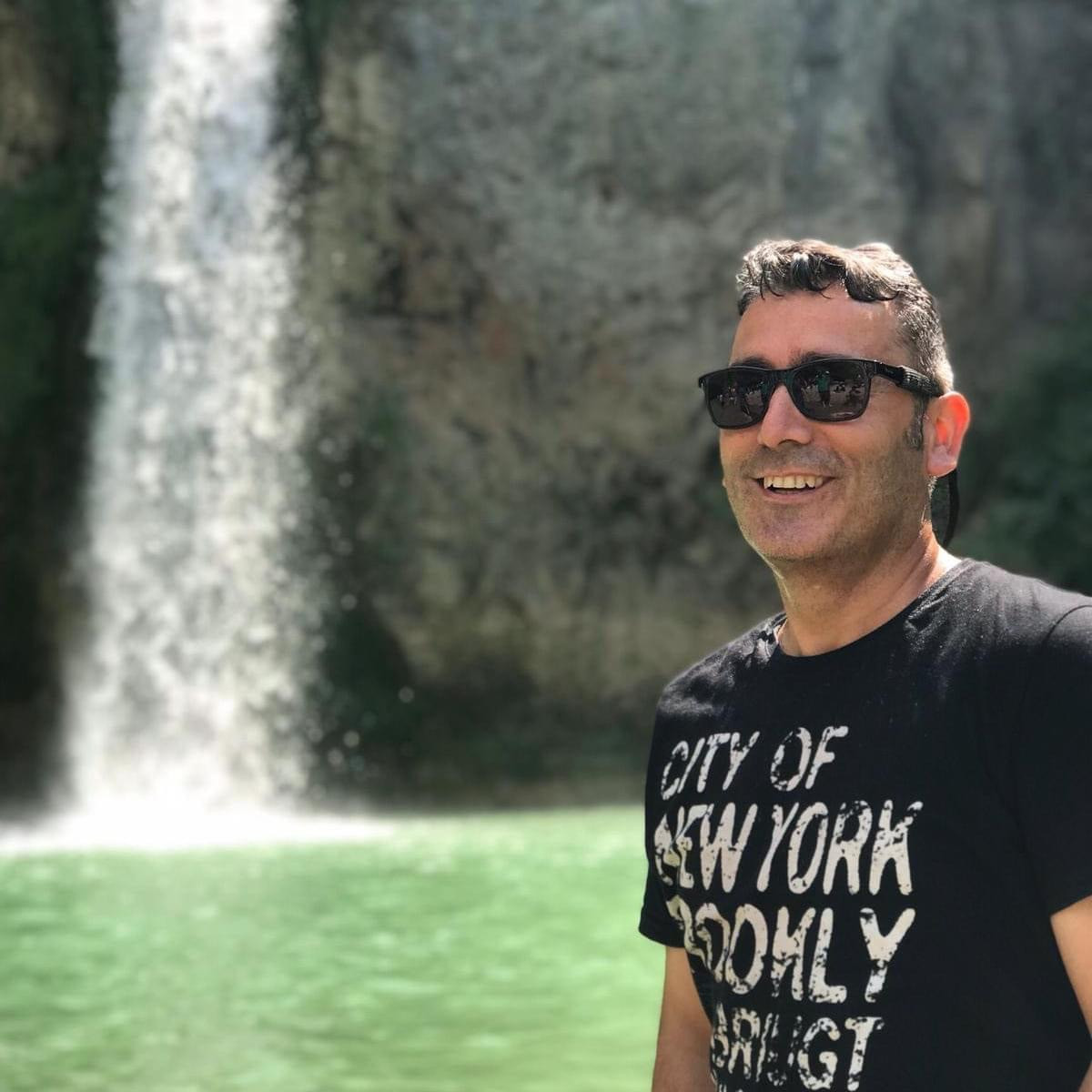 Değer miydi be komiserim. Görevi başında canına kıydı - Resim : 1