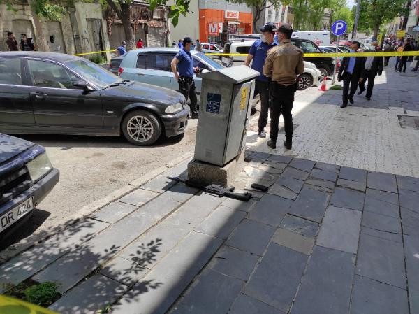 Kars'ın göbeğinde silahlı çatışma - Resim : 7