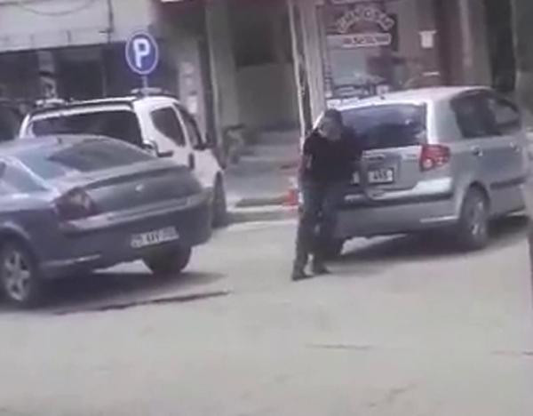 Kars'ın göbeğinde silahlı çatışma - Resim : 9