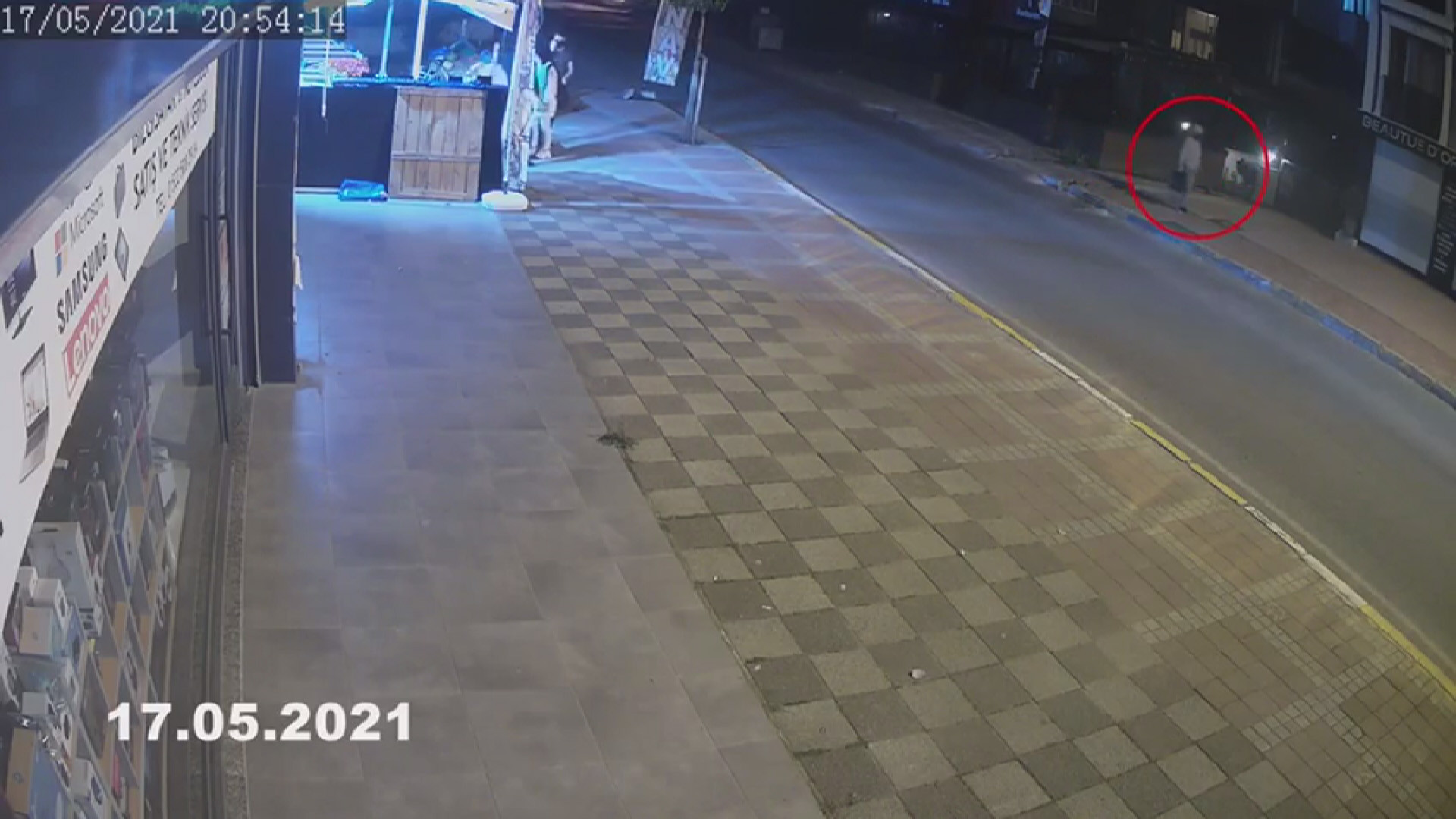 Yakalanmasalar İstanbul’da katliam yapacaklardı. Teröristlerin keşif görüntüsü ortaya çıktı - Resim : 2