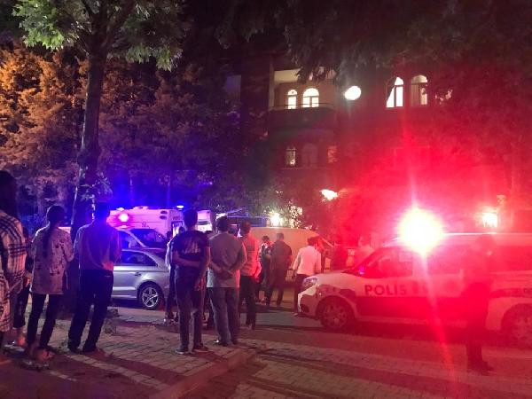 İş insanı evinde tabancayla intihar etti - Resim : 3