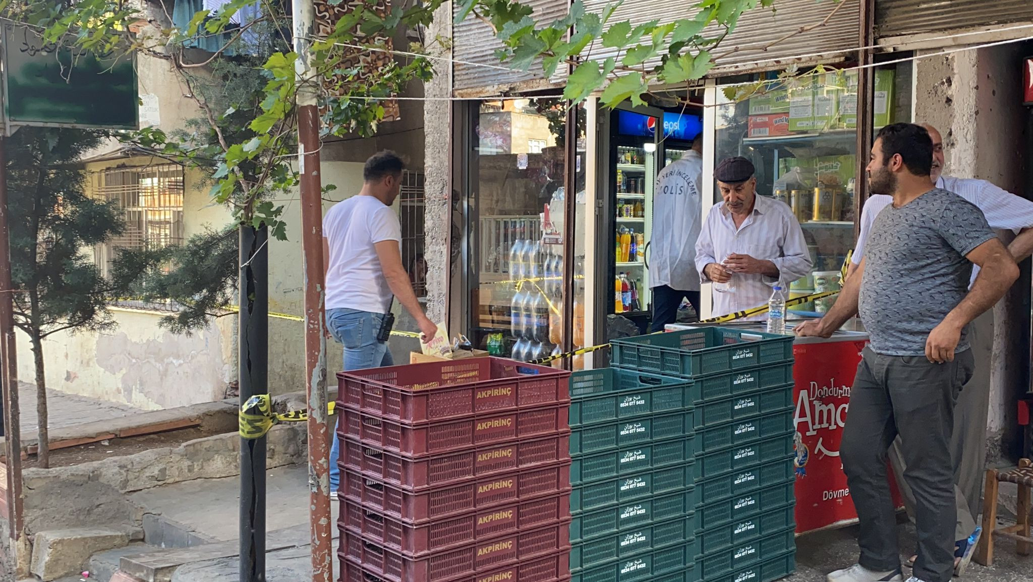 Karısı ve kaynanasına kurşun yağdırdı - Resim : 5