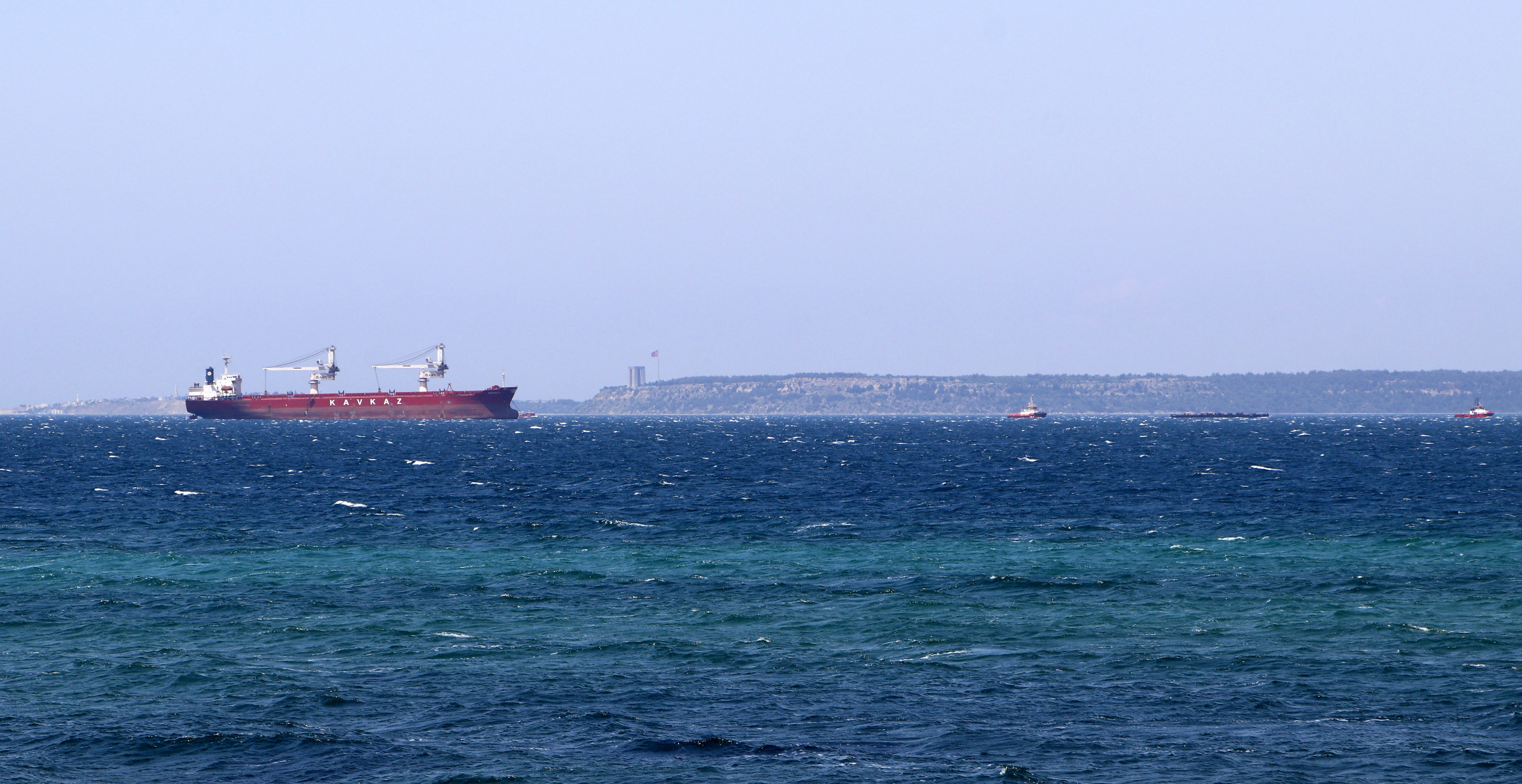 Çanakkale'de yük gemisi arızalandı - Resim : 1