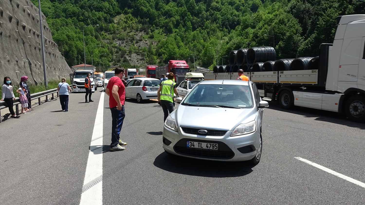 Bolu Dağı'nda zincirleme kaza - Resim : 3