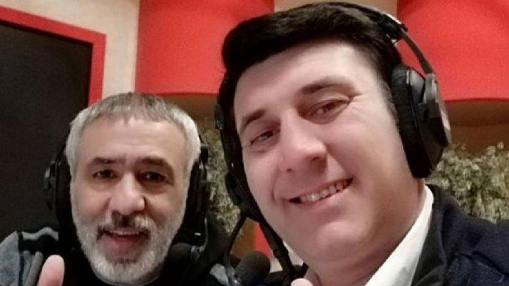 Fikret Engin canlı yayında şarkı söylemişti - Resim : 1