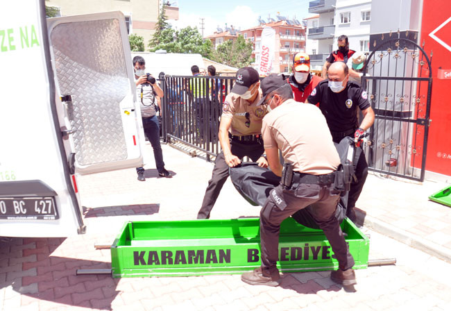 Markette, yük asansörünün altında kalan işçi hayatını kaybetti - Resim : 4