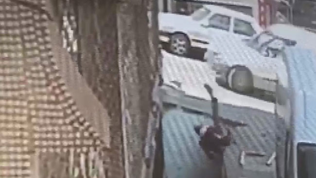 Bayrampaşa'da boruyla oyun hastanelik etti - Resim : 7