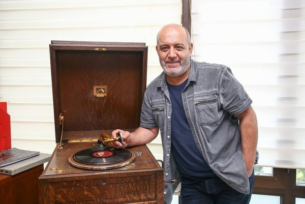 Ünlü müzik yapımcısı yaşamını yitirdi - Resim : 2