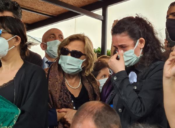 Ünlü müzik yapımcısı son yolculuğuna uğurlanıyor - Resim : 3