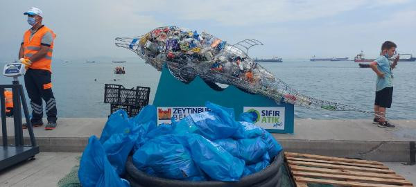 Zeytinburnu’nda kıyı ve deniz dibi temizliği yapıldı - Resim : 6