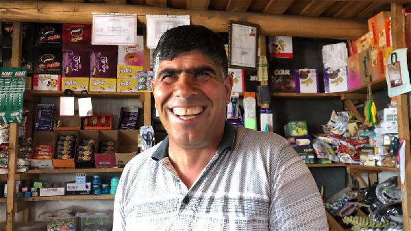 Gülen adam Kasım Can herkesi gülme krizine sokuyor - Resim : 1