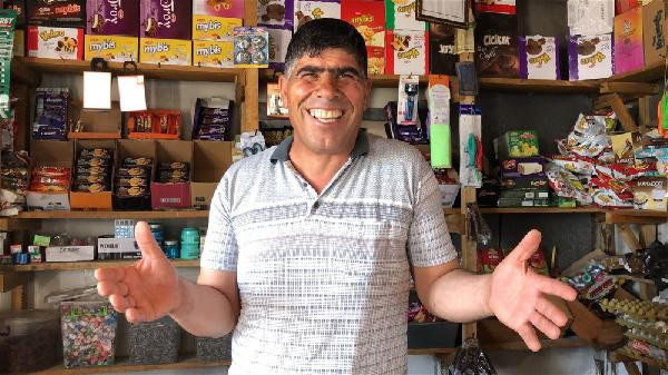 Gülen adam Kasım Can herkesi gülme krizine sokuyor - Resim : 2