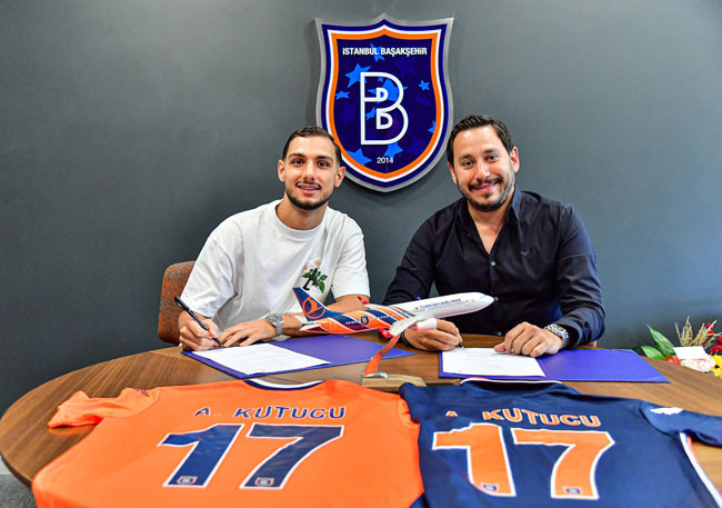 Başakşehir yeni transferini resmen duyurdu - Resim : 4