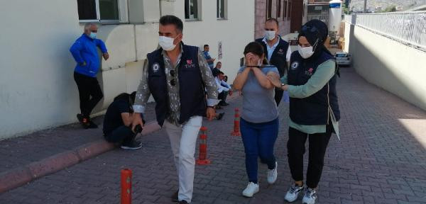 PKK'nın kadın sorumlusu adliyede - Resim : 2