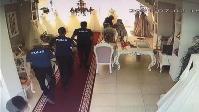 Ordu’da 4 polis görevlerinden uzaklaştırıldı - Resim : 1