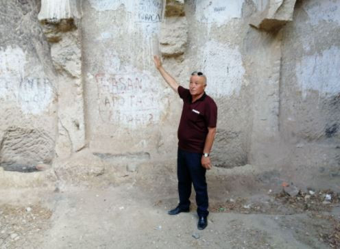 Bizans dönemine ait manastır sprey boya ile tahrip edildi - Resim : 1