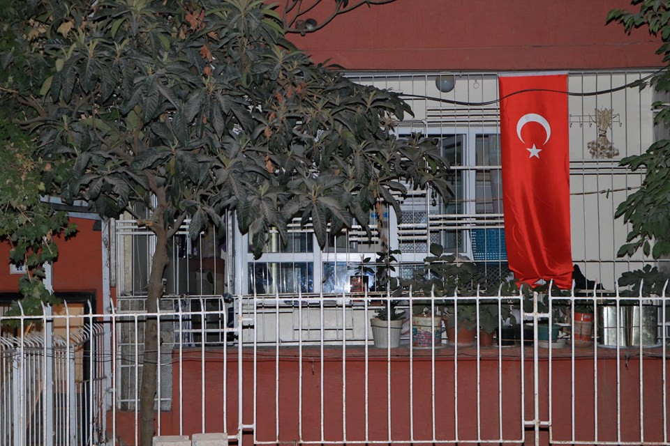 İstediği parayı alamadı; anne, baba ve kardeşini vurdu - Resim : 1