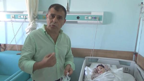 Hatay'da başörtüsünü takmak isterken midesi delindi - Resim : 1