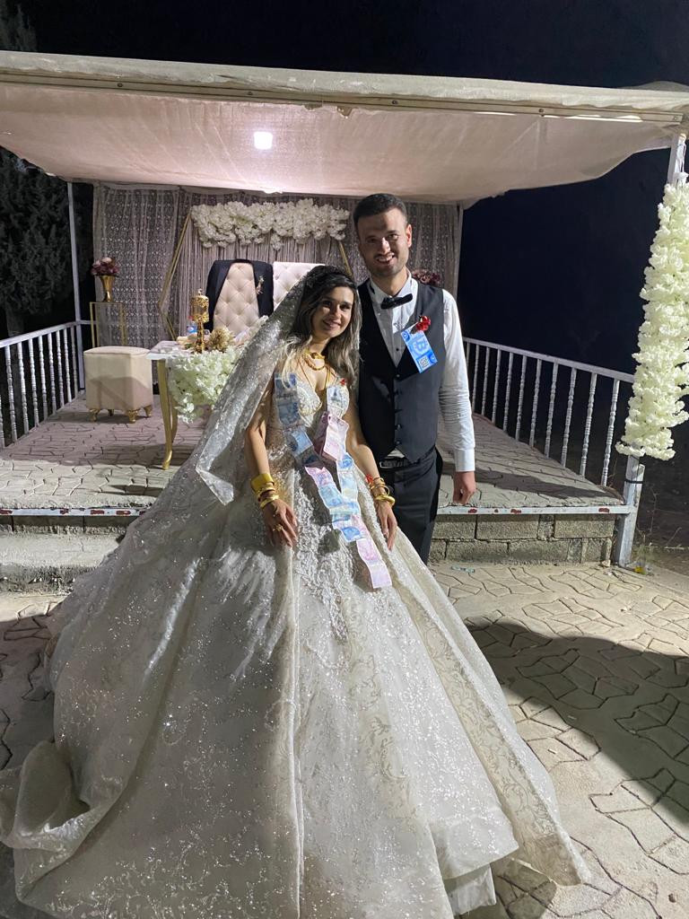 Artık düğünlerde altın değil Bitcoin takılıyor! Takılan miktar damat ile gelinin yüzünü güldürdü... - Resim : 2