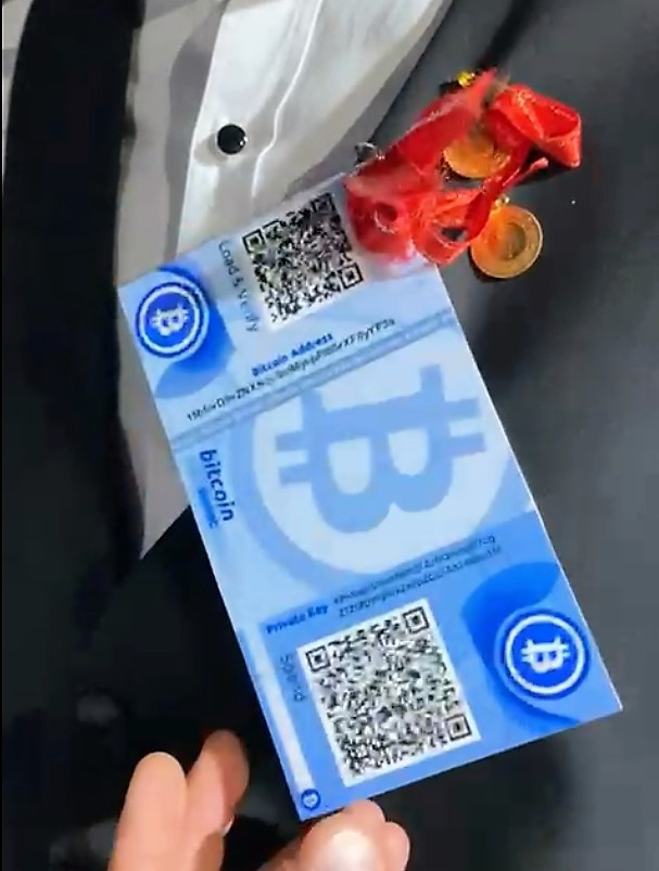 Artık düğünlerde altın değil Bitcoin takılıyor! Takılan miktar damat ile gelinin yüzünü güldürdü... - Resim : 3