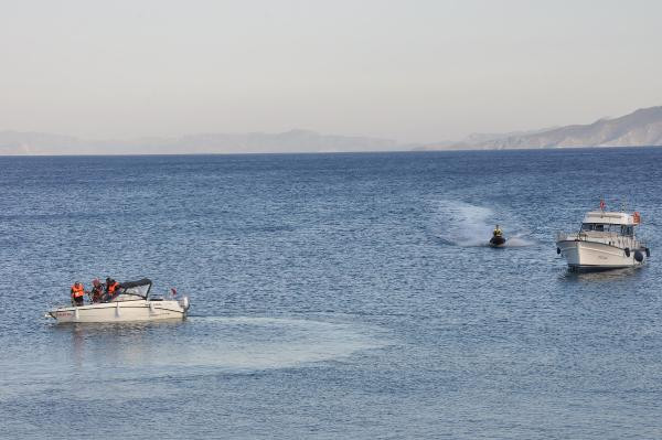 Denizde aranırken bakın nereden çıktı - Resim : 1