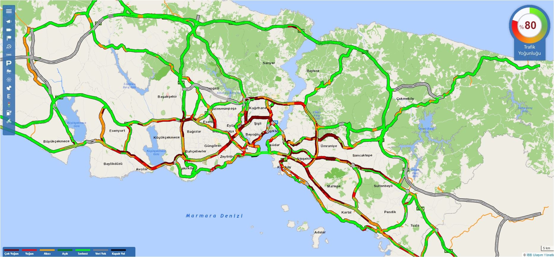 İstanbul'da trafik durma noktasına geldi - Resim : 1