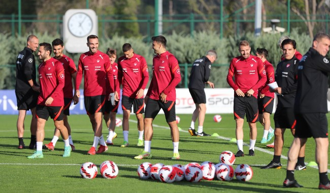 Stefan Kuntz yönetiminde A Milli Futbol Takımı, ilk antrenmanını gerçekleştirdi - Resim : 3