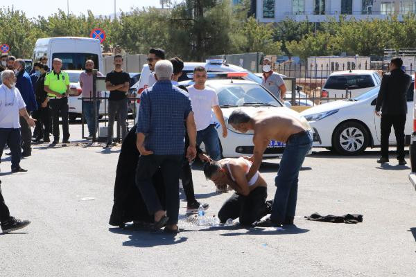 Adliye önünde kavga - Resim : 1