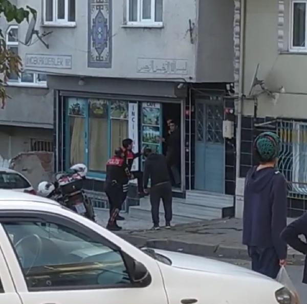 İstanbul'un göbeğinde rehine krizi - Resim : 2