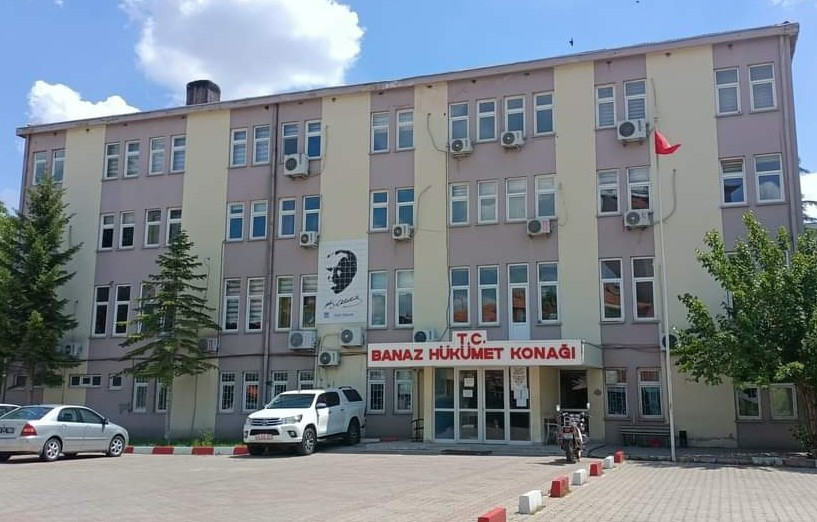 Uşak Banaz'da eğitim böyle çöktü - Resim : 1