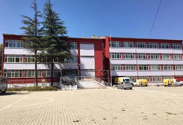 Uşak Banaz'da eğitim böyle çöktü - Resim : 2