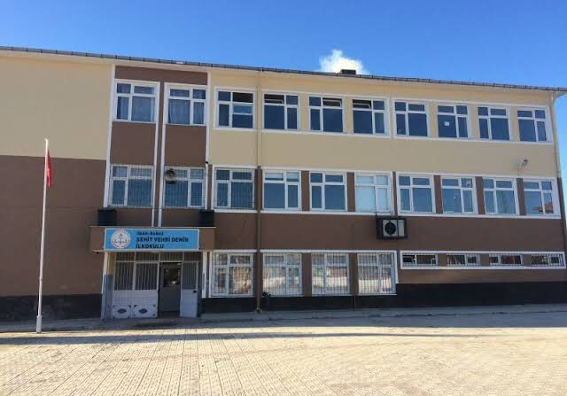 Uşak Banaz'da eğitim böyle çöktü - Resim : 3