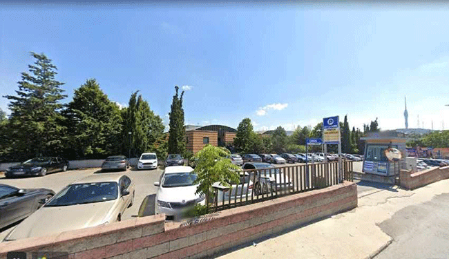 Nakkaştepe'deki gözde arsa da satılıyor. Boğaz manzaralı bu arsayı bakalım kim alacak - Resim : 1