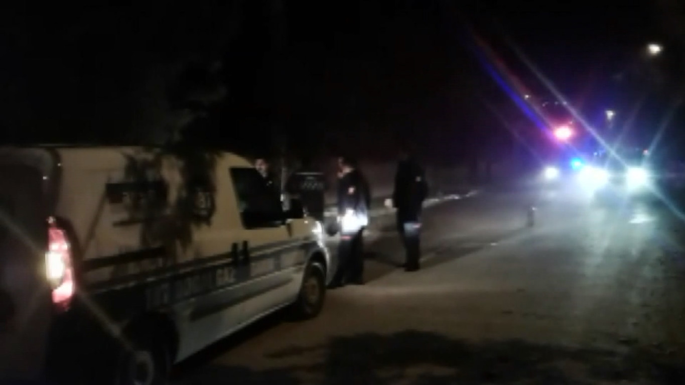 Rögar kapağının altından çıkan alev panik yarattı - Resim : 1