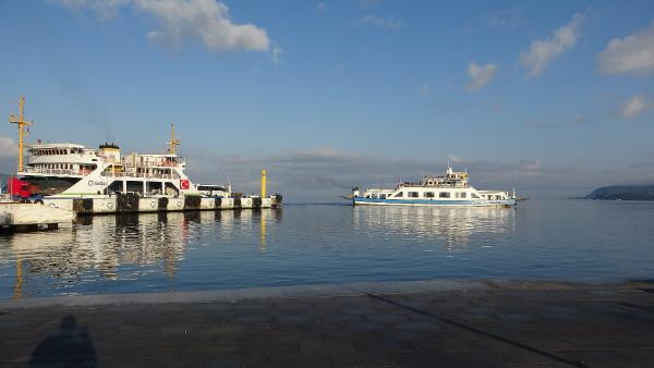 Çanakkale Boğazı trafiğe kapatıldı - Resim : 1