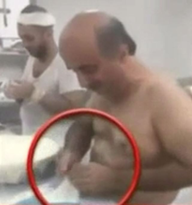 Baklavacıda mide bulandıran görüntüler! Siz de hiç mi vicdan yok insanlara bu iğrençliği yapıyorsunuz - Resim : 1