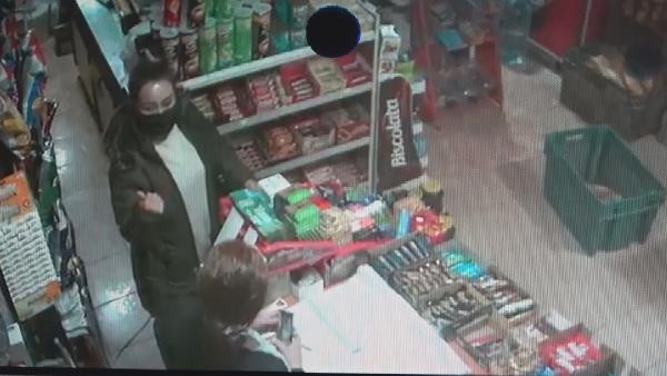 Temizlikçi kadına korkunç tuzak - Resim : 2