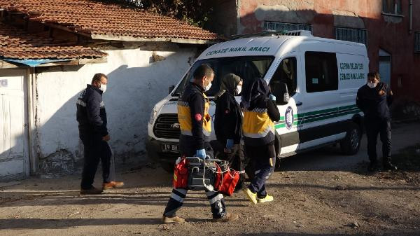 14 gündür aranan kişi, metruk evin çatısında bulundu - Resim : 2