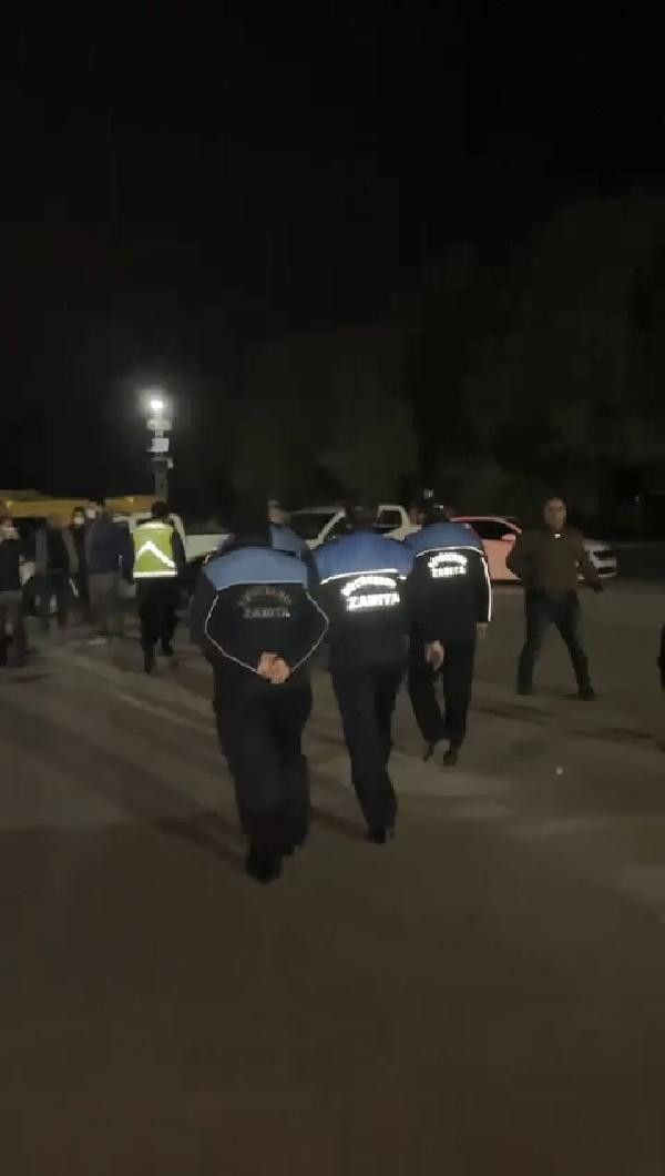 Kamyon şoförleri ve zabıta arasında gerginlik - Resim : 3